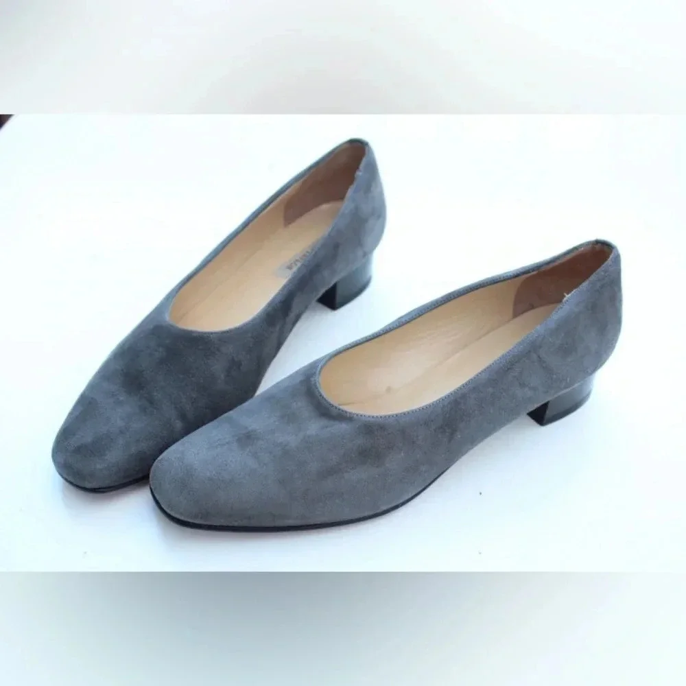 Ann Taylor low heels